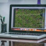 Tworzenie oprogramowania – klucz do sukcesu w nowoczesnym biznesie