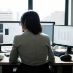 Agent AI dla firmy: czym różni się od chatbota i kiedy go wdrożyć